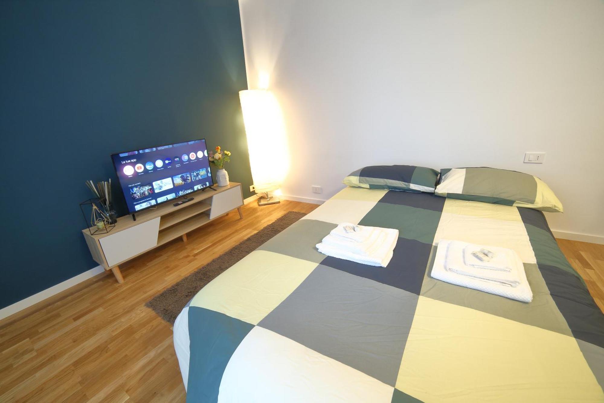 Elegant 7 Floor Of The Tower Free Wi-fi